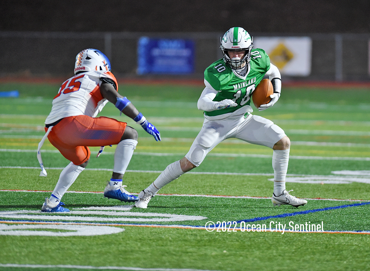 Millville football defeats Mainland in state semis with last-minute TD